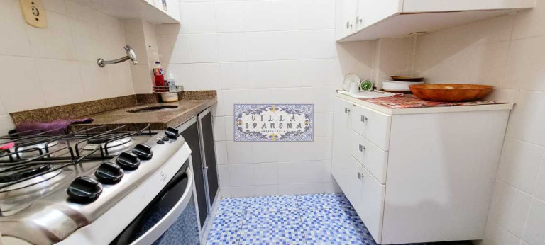 Imagem Apartamento com 1 Quarto à Venda, 30 m² em Copacabana - Rio De Janeiro Imagem Apartamento com 1 Quarto à Venda, 30 m² em Copacabana - Rio De Janeiro
