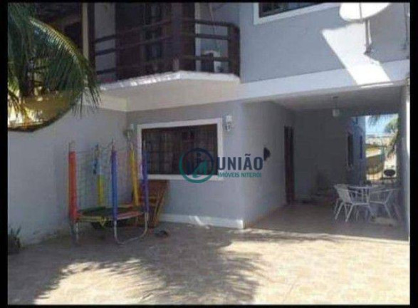 Imagem Casa com 3 Quartos à Venda, 120 m² em Piratininga - Niterói