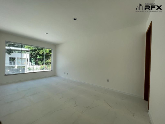Imagem Casa com 4 Quartos à Venda, 140 m² em Itaipu - Niterói Imagem Casa com 4 Quartos à Venda, 140 m² em Itaipu - Niterói