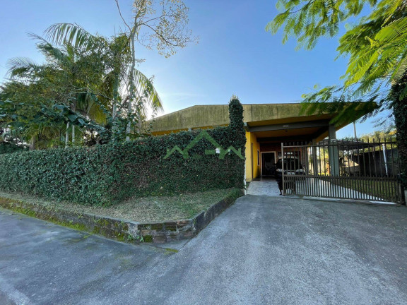 Imagem Casa com 4 Quartos à Venda, 300 m² em Costeira - Balneário Barra Do Sul Imagem Casa com 4 Quartos à Venda, 300 m² em Costeira - Balneário Barra Do Sul