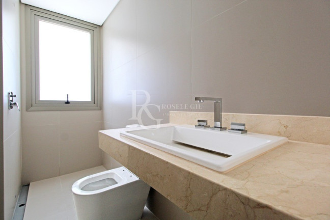Imagem Apartamento com 3 Quartos à Venda, 388 m² em Moinhos De Vento - Porto Alegre Imagem Apartamento com 3 Quartos à Venda, 388 m² em Moinhos De Vento - Porto Alegre