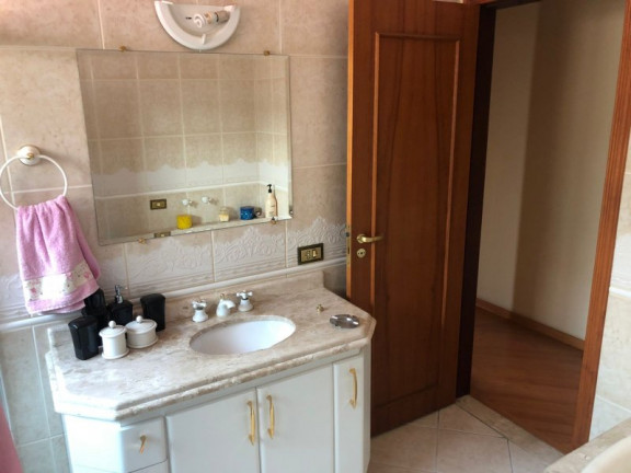 Imagem Sobrado com 4 Quartos à Venda, 300 m² em Vila Galvão - Guarulhos
