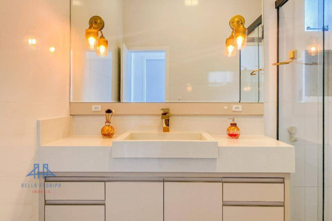 Imagem Casa com 5 Quartos à Venda, 500 m² em Jardim Janaina - Biguaçu Imagem Casa com 5 Quartos à Venda, 500 m² em Jardim Janaina - Biguaçu