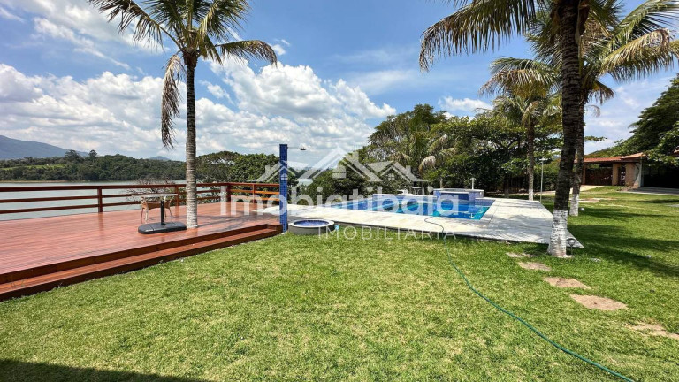Imagem Chácara com 7 Quartos à Venda, 9.000 m² em Zona Rural - Piracaia Imagem Chácara com 7 Quartos à Venda, 9.000 m² em Zona Rural - Piracaia