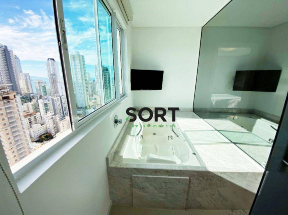 Imagem Cobertura com 3 Quartos à Venda, 258 m² em Centro - Balneário Camboriú