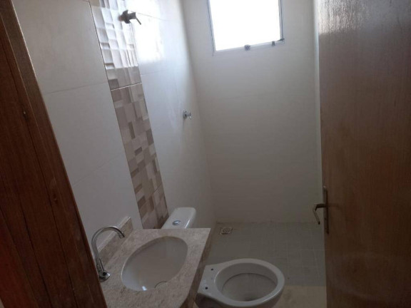 Imagem Casa com 2 Quartos para Alugar, 60 m² em Guilhermina - Praia Grande Imagem Casa com 2 Quartos para Alugar, 60 m² em Guilhermina - Praia Grande