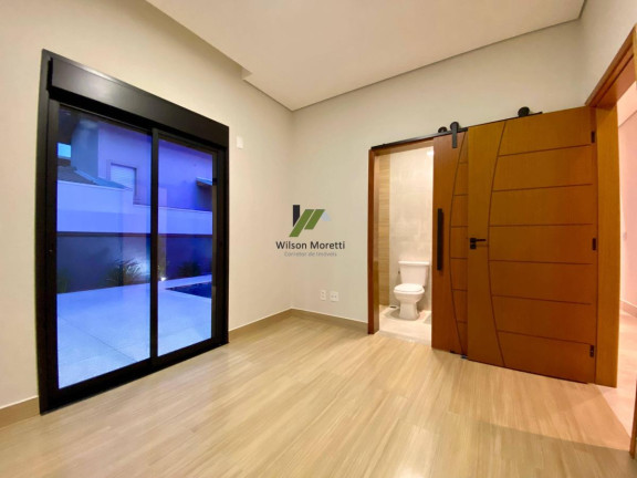 Imagem Casa de Condomínio com 3 Quartos à Venda, 250 m²