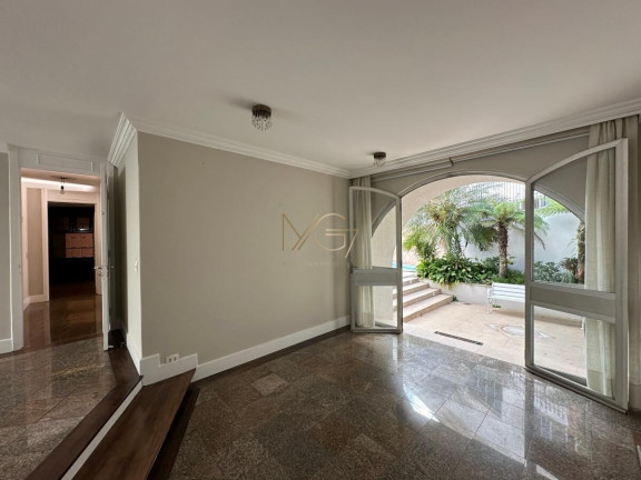 Imagem Casa com 3 Quartos à Venda, 278 m² em Batel - Curitiba Imagem Casa com 3 Quartos à Venda, 278 m² em Batel - Curitiba