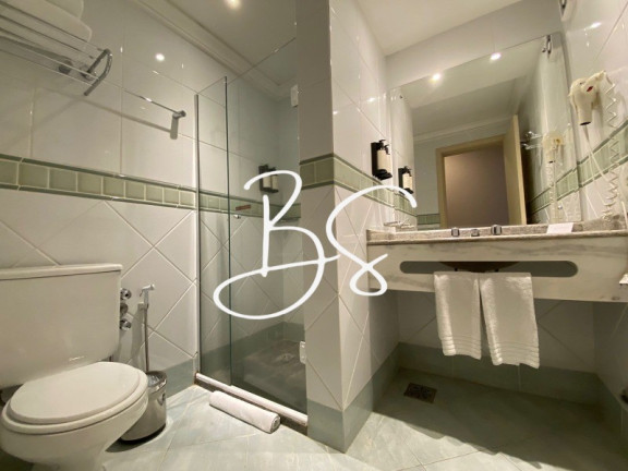 Imagem Flat com 1 Quarto à Venda, 28 m² em Centro - Gramado Imagem Flat com 1 Quarto à Venda, 28 m² em Centro - Gramado