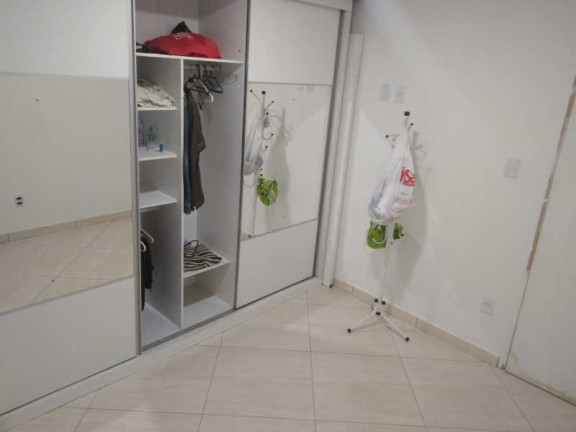 Imagem Imóvel com 4 Quartos para Alugar, 200 m² em Campo Grande - Rio De Janeiro Imagem Imóvel com 4 Quartos para Alugar, 200 m² em Campo Grande - Rio De Janeiro