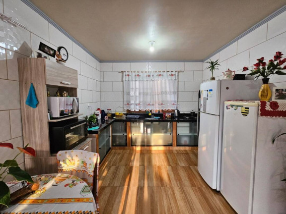 Imagem Casa com 6 Quartos à Venda, 160 m² em Centro - Balneário Barra Do Sul Imagem Casa com 6 Quartos à Venda, 160 m² em Centro - Balneário Barra Do Sul