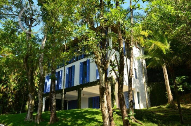 Imagem Casa com 4 Quartos à Venda, 360 m²