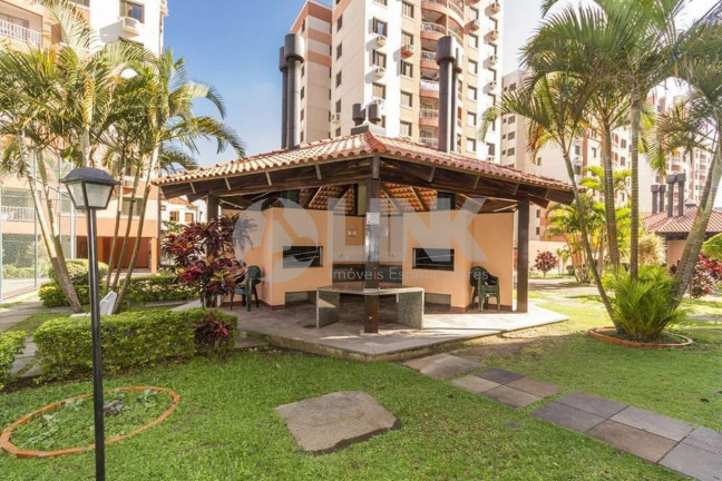 Imagem Apartamento com 2 Quartos à Venda, 70 m² em Cristo Redentor - Porto Alegre Imagem Apartamento com 2 Quartos à Venda, 70 m² em Cristo Redentor - Porto Alegre