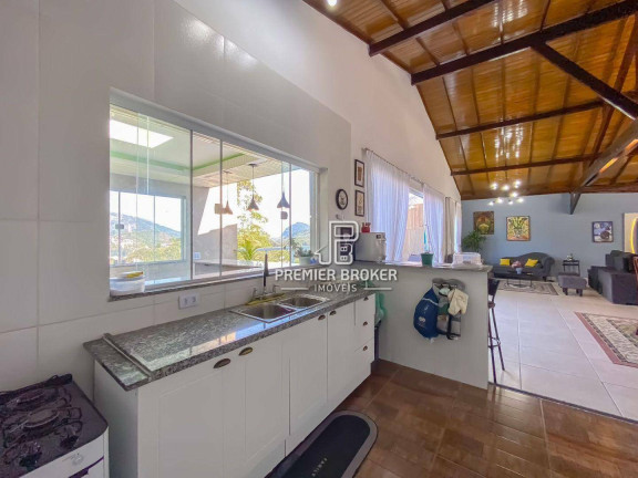 Imagem Casa com 4 Quartos à Venda, 450 m² em Barra Do Imbuí - Teresópolis Imagem Casa com 4 Quartos à Venda, 450 m² em Barra Do Imbuí - Teresópolis