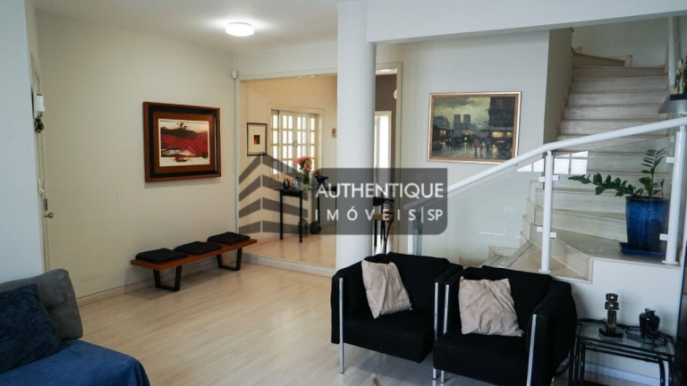 Imagem Sobrado com 3 Quartos à Venda, 153 m² em Moema - São Paulo Imagem Sobrado com 3 Quartos à Venda, 153 m² em Moema - São Paulo