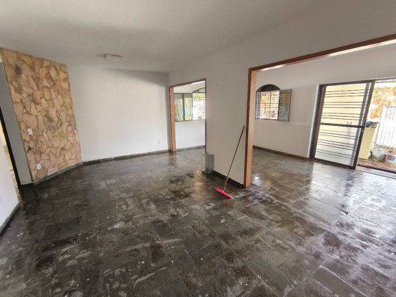 Imagem Casa com 4 Quartos para Alugar, 300 m² em Parque Acalanto - Goiania Imagem Casa com 4 Quartos para Alugar, 300 m² em Parque Acalanto - Goiania