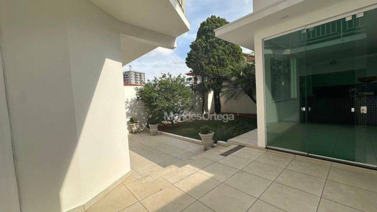 Imagem Casa com 3 Quartos para Alugar, 318 m² em Santa Rosalia - Sorocaba