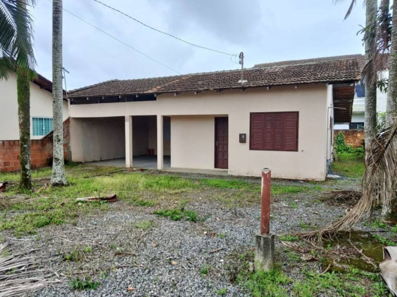 Imagem Casa com 3 Quartos à Venda, 325 m² em Costeira - Balneário Barra Do Sul Imagem Casa com 3 Quartos à Venda, 325 m² em Costeira - Balneário Barra Do Sul
