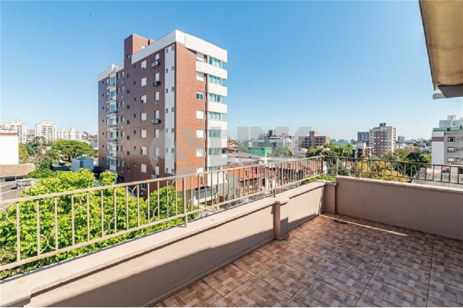 Imagem Imóvel com 2 Quartos à Venda, 111 m² em Passo Da Areia - Porto Alegre