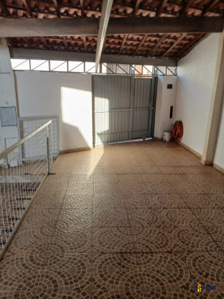 Imagem Casa com 3 Quartos à Venda, 400 m² em Jardim Simus - Sorocaba Imagem Casa com 3 Quartos à Venda, 400 m² em Jardim Simus - Sorocaba