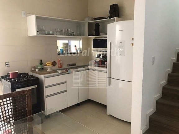 Imagem Sobrado com 2 Quartos à Venda, 83 m² em Centro - Itajaí
