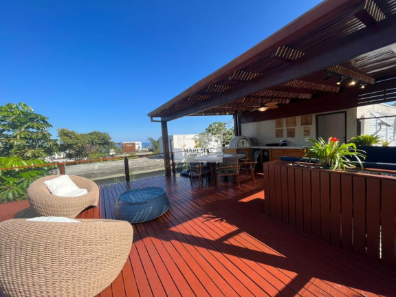 Imagem Casa com 4 Quartos à Venda, 325 m² em Maresias - São Sebastião Imagem Casa com 4 Quartos à Venda, 325 m² em Maresias - São Sebastião