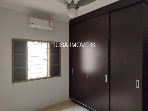 Imagem Casa com 3 Quartos à Venda, em Parque Dos Lagos - Ribeirão Preto Imagem Casa com 3 Quartos à Venda, em Parque Dos Lagos - Ribeirão Preto