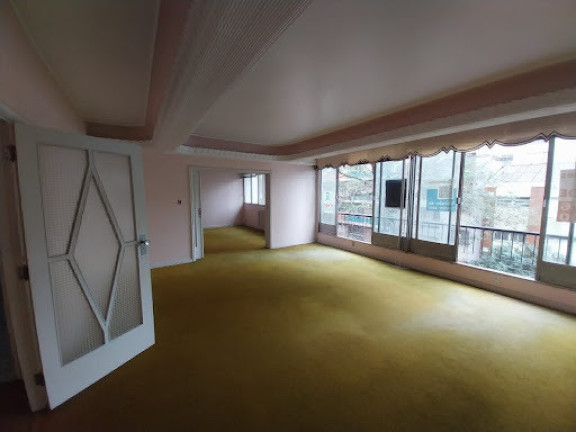 Imagem Imóvel com 3 Quartos à Venda, 172 m² em Centro Histórico - Porto Alegre Imagem Imóvel com 3 Quartos à Venda, 172 m² em Centro Histórico - Porto Alegre