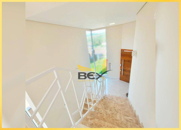 Imagem Casa com 3 Quartos à Venda, 200 m² em Tamboré - Santana De Parnaíba Imagem Casa com 3 Quartos à Venda, 200 m² em Tamboré - Santana De Parnaíba