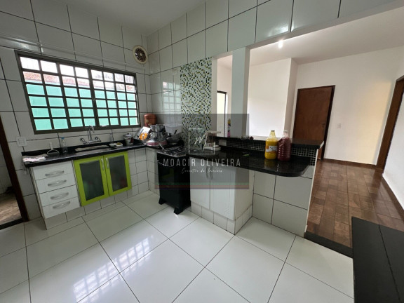 Imagem Casa com 3 Quartos à Venda, 158 m² em Vila Musa - Ourinhos
