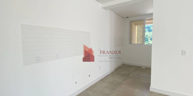 Imagem Apartamento com 3 Quartos para Alugar, 149 m² em Fazenda - Itajaí Imagem Apartamento com 3 Quartos para Alugar, 149 m² em Fazenda - Itajaí