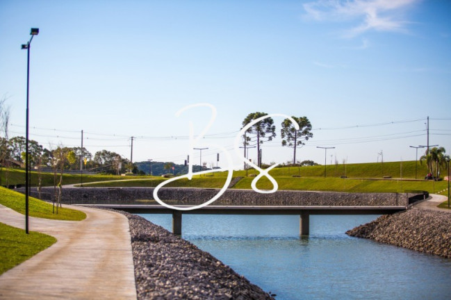 Imagem Terreno à Venda, 598 m² em Avenida 25 De Julho - Flores Da Cunha Imagem Terreno à Venda, 598 m² em Avenida 25 De Julho - Flores Da Cunha