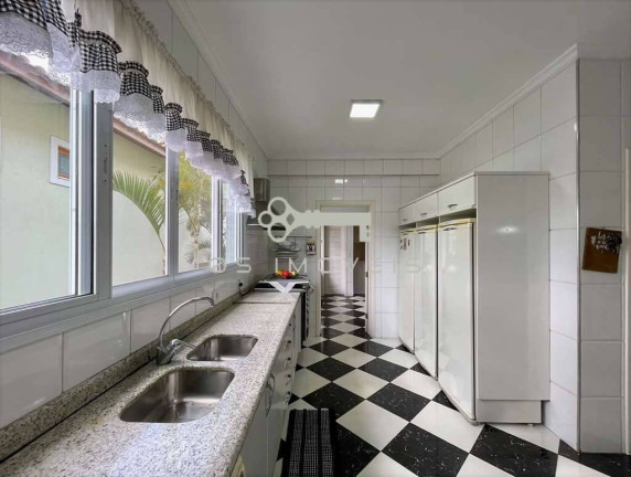 Imagem Casa de Condomínio com 4 Quartos à Venda, em Jardim Mediterrâneo - Cotia Imagem Casa de Condomínio com 4 Quartos à Venda, em Jardim Mediterrâneo - Cotia