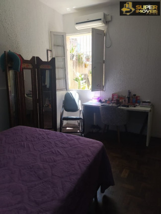 Imagem Casa com 3 Quartos à Venda, 169 m² em Centro - Pelotas