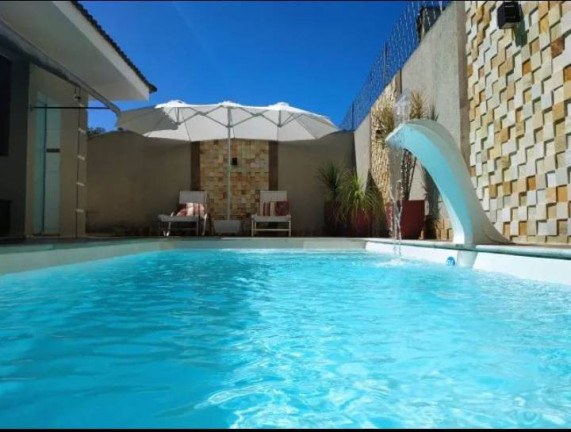 Imagem Casa com 4 Quartos à Venda, 250 m² em Piracangaguá - Taubaté Imagem Casa com 4 Quartos à Venda, 250 m² em Piracangaguá - Taubaté