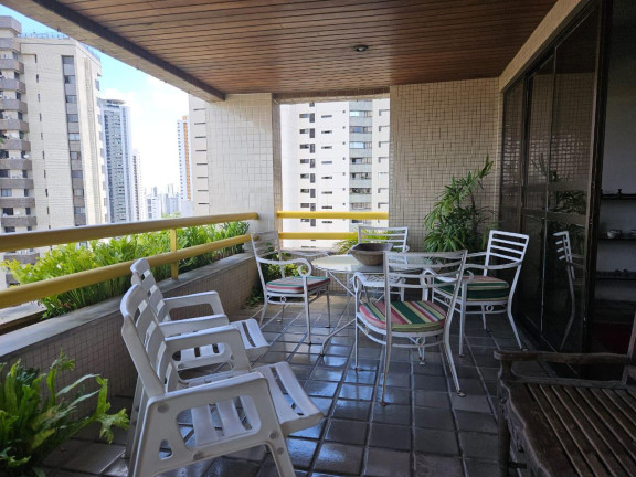 Imagem Imóvel com 4 Quartos à Venda, 220 m² em Apipucos - Recife Imagem Imóvel com 4 Quartos à Venda, 220 m² em Apipucos - Recife