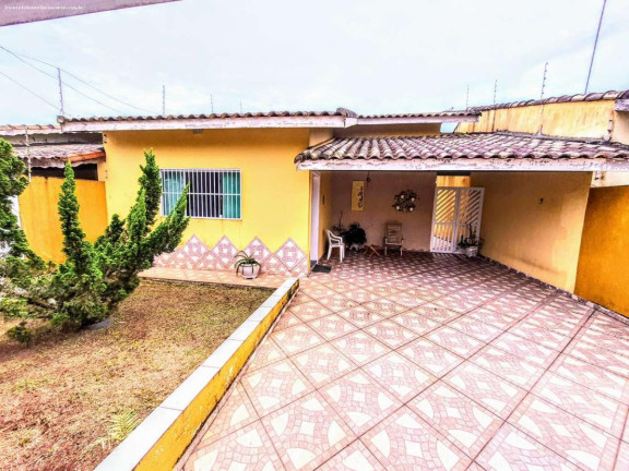 Imagem Casa com 3 Quartos à Venda, 95 m² em Estância São José - Peruíbe