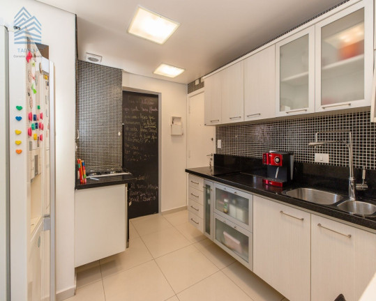 Imagem Imóvel com 2 Quartos à Venda, 224 m² em Moema - São Paulo Imagem Imóvel com 2 Quartos à Venda, 224 m² em Moema - São Paulo