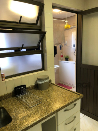 Imagem Apartamento com 2 Quartos à Venda, 110 m² em Menino Deus - Porto Alegre Imagem Apartamento com 2 Quartos à Venda, 110 m² em Menino Deus - Porto Alegre