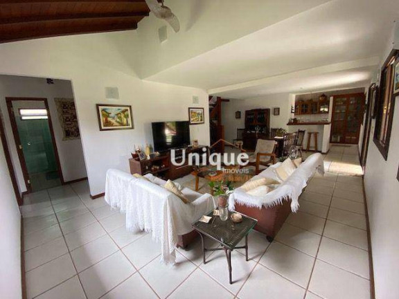 Imagem Casa com 5 Quartos à Venda, 250 m² em Caravelas - Armação Dos Búzios Imagem Casa com 5 Quartos à Venda, 250 m² em Caravelas - Armação Dos Búzios