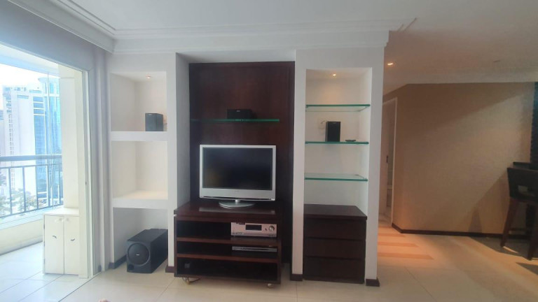 Imagem Apartamento com 2 Quartos à Venda, 72 m² em Moema - São Paulo Imagem Apartamento com 2 Quartos à Venda, 72 m² em Moema - São Paulo