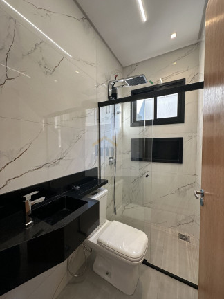 Imagem Casa com 4 Quartos à Venda, 219 m² em Parque Amazônia - Goiânia