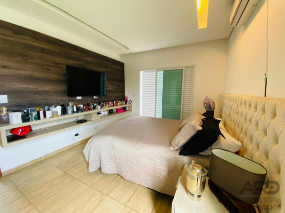 Imagem Casa com 3 Quartos à Venda, 250 m² em Parque Residencial Itapeti - Mogi Das Cruzes