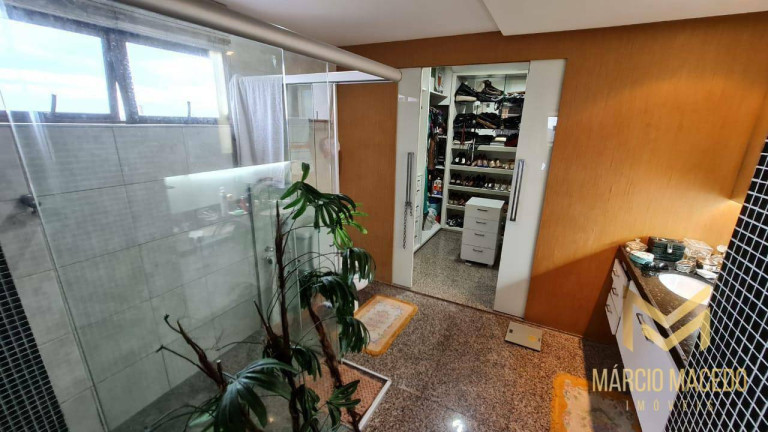 Imagem Apartamento com 3 Quartos à Venda, 303 m² em Patriolino Ribeiro - Fortaleza Imagem Apartamento com 3 Quartos à Venda, 303 m² em Patriolino Ribeiro - Fortaleza