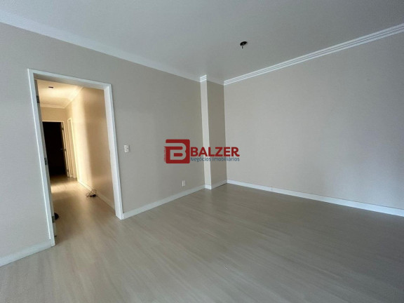 Imagem Apartamento com 3 Quartos à Venda, 139 m² em Centro - Florianópolis Imagem Apartamento com 3 Quartos à Venda, 139 m² em Centro - Florianópolis