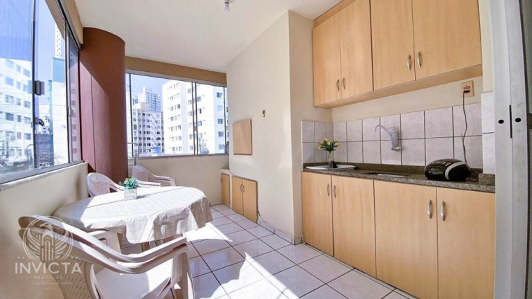 Imagem Apartamento com 2 Quartos à Venda, 98 m² em Centro - Balneário Camboriú Imagem Apartamento com 2 Quartos à Venda, 98 m² em Centro - Balneário Camboriú