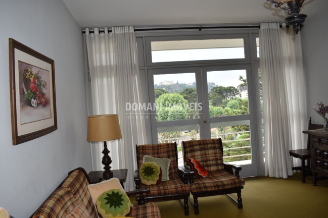 Imagem Imóvel com 2 Quartos à Venda, 94 m² em Região De Capivari - Campos Do Jordão Imagem Imóvel com 2 Quartos à Venda, 94 m² em Região De Capivari - Campos Do Jordão