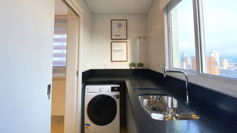 Imagem Cobertura com 4 Quartos à Venda, 240 m² em Centro - Balneário Camboriú Imagem Cobertura com 4 Quartos à Venda, 240 m² em Centro - Balneário Camboriú