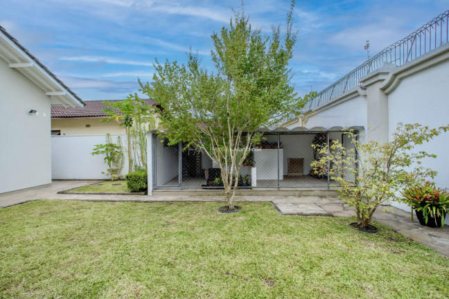 Imagem Casa com 4 Quartos à Venda, 265 m² em São Braz - Curitiba Imagem Casa com 4 Quartos à Venda, 265 m² em São Braz - Curitiba