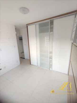 Imagem Apartamento com 3 Quartos à Venda, 81 m² em Armação - Salvador